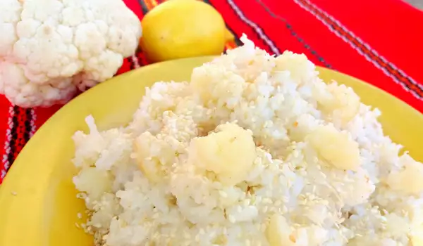 How to Prepare Cauliflower Rice