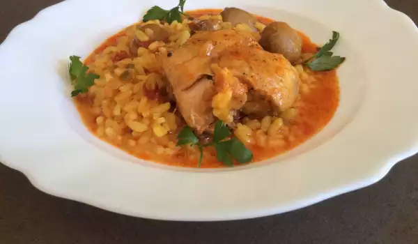 Spanish-Style Rice with Rabbit and Mushrooms