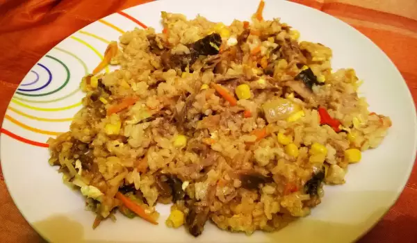 Rice with Curry and Crunchy Vegetables