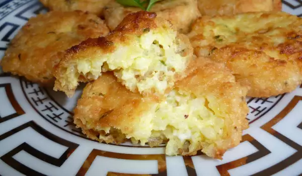 Rice Patties with White Cheese