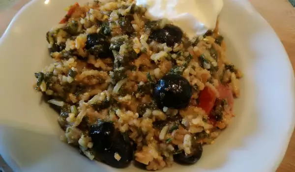 Rice with Spinach and Olives