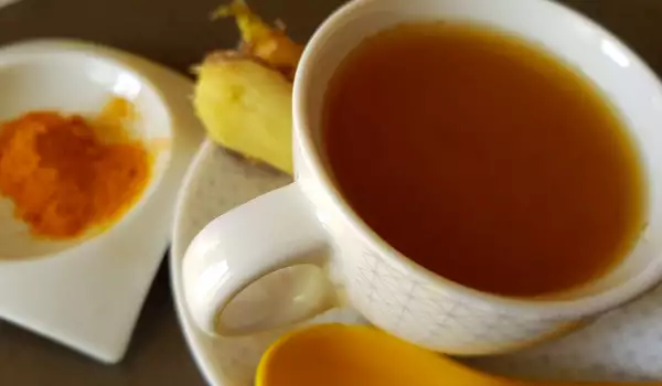Super Healthy Ginger and Turmeric Concoction