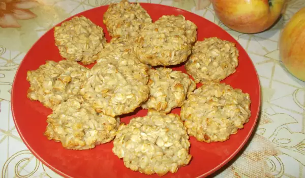 Oatmeal Apple Biscuits