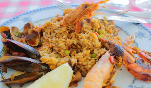 Paella with Mussels and Shrimp