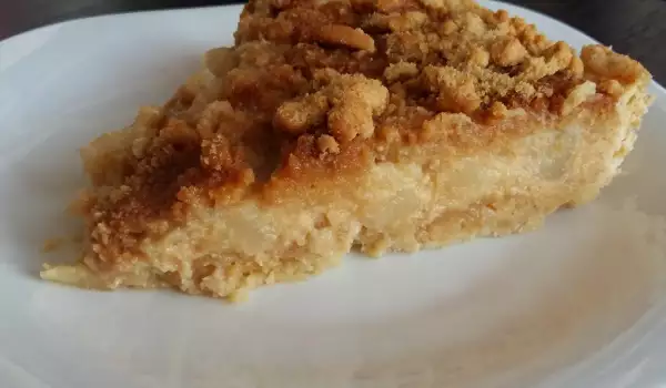 Caramel Pie with Pears