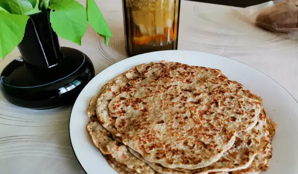 Oat Pancakes with Milk and Egg