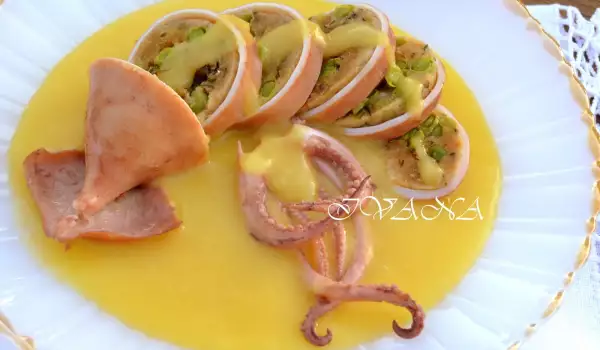 Stuffed Calamari in Potato Cream with Saffron