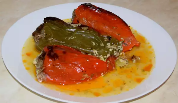 Stuffed Peppers with Corn and Mushrooms