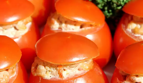 Stuffed Tomatoes with Ham, Mushrooms and Mayonnaise