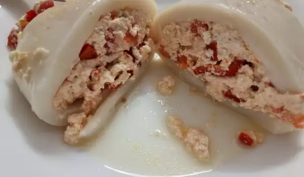Stuffed Calamari with Egg and Cottage Cheese