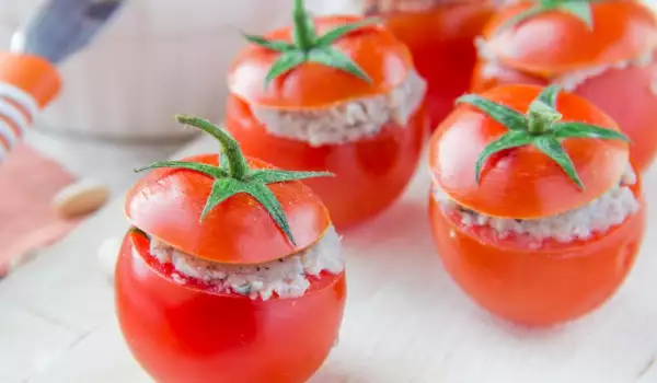 Stuffed tomatoes