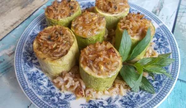 Oriental Stuffed Zucchini
