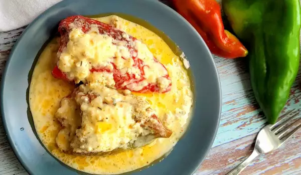 Stuffed Peppers with Minced Meat and Rice