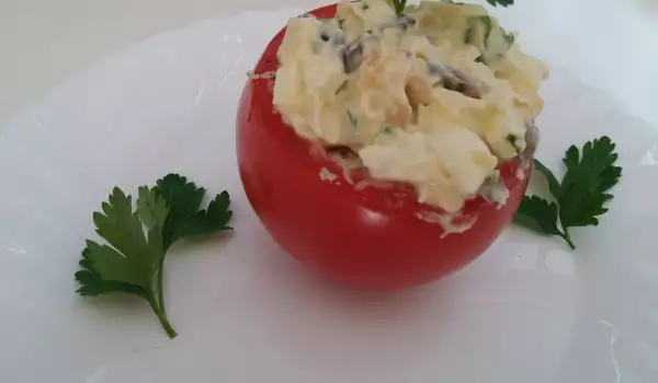Stuffed Tomatoes with Egg Salad