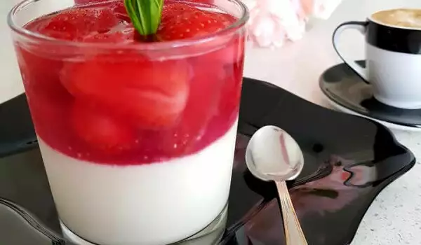 Panna Cotta with Strawberries in a Glass