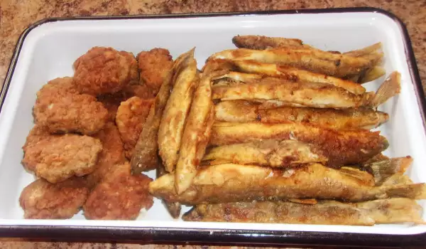 Fried Anchovies, Cod and Other Fish