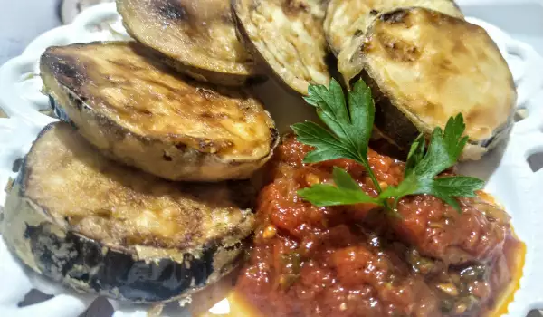Greek Fried Eggplant with Tomato Sauce
