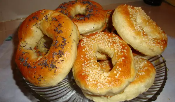 Briefly Boiled Bagels