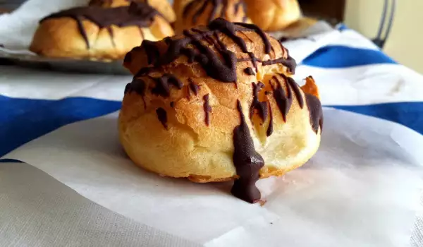 Eclairs from Classic Choux Pastry