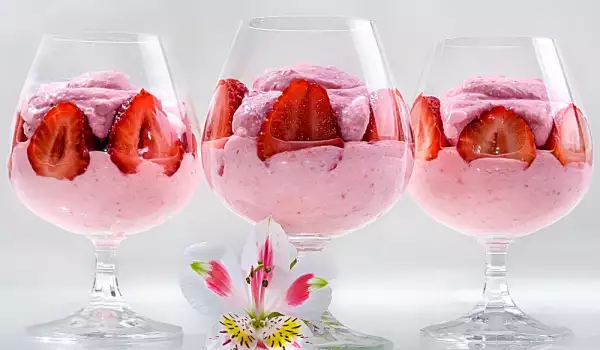 Russian Pink Cloud Dessert