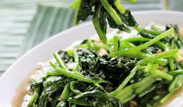 Chinese Fried Spinach