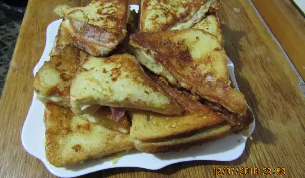 Eggy Bread with Bacon