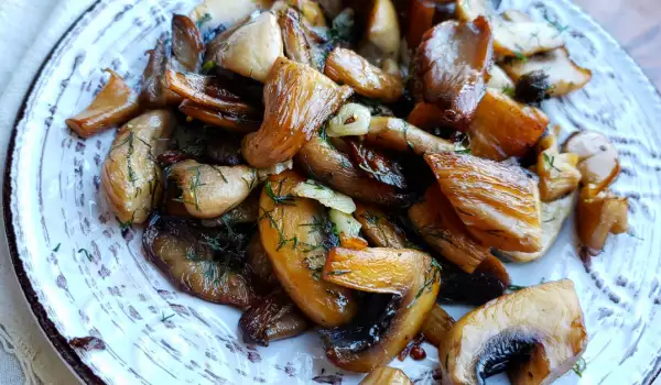 Oyster and Field Mushrooms in Butter