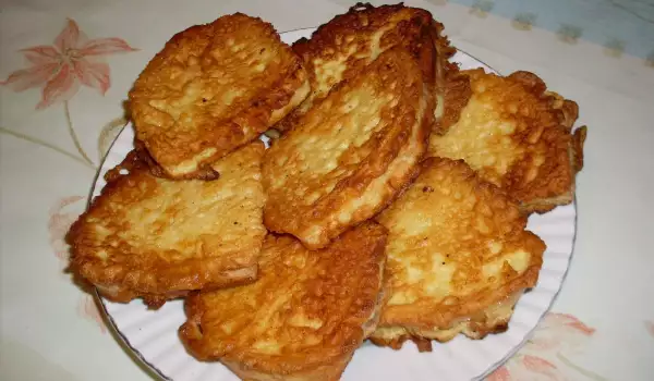 Fried Toast with Yoghurt for Breakfast