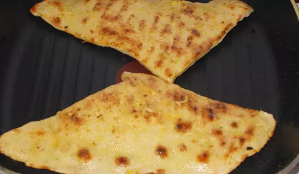 Quick Grilled Pita Bread with Garlic Butter