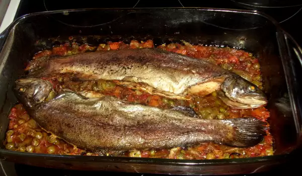 Oven-Baked Trout with Veggies