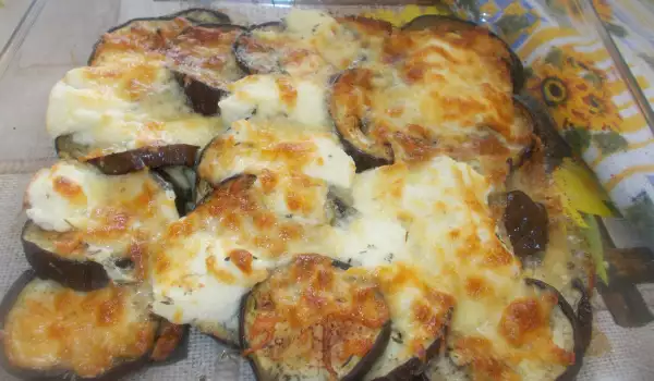 Oven-Baked Eggplant with Cream Cheese and Yellow Cheese