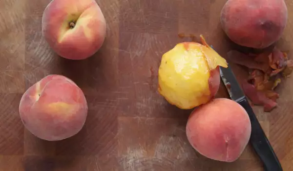 How to Peel Peaches?