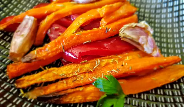 Roasted Peppers with Carrots and Garlic