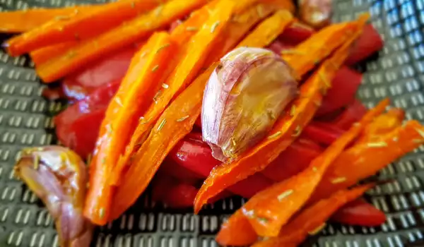 Roasted Peppers with Carrots and Garlic