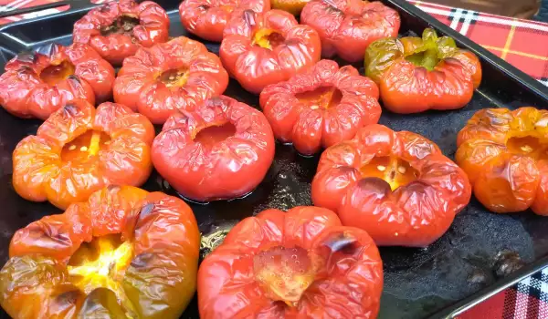 How and How Long are Bell Peppers Roasted for?