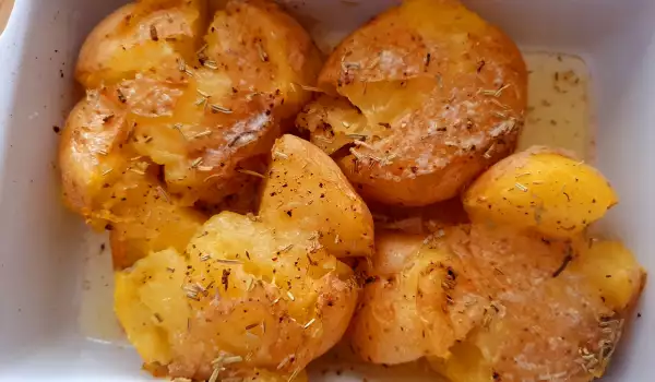 Portuguese-Style Potatoes