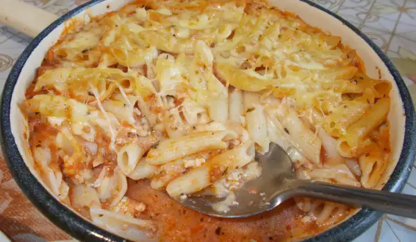 Oven-Baked Penne with Mozzarella