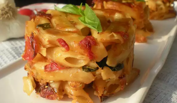 Penne Pasta with Basil and Dried Tomatoes