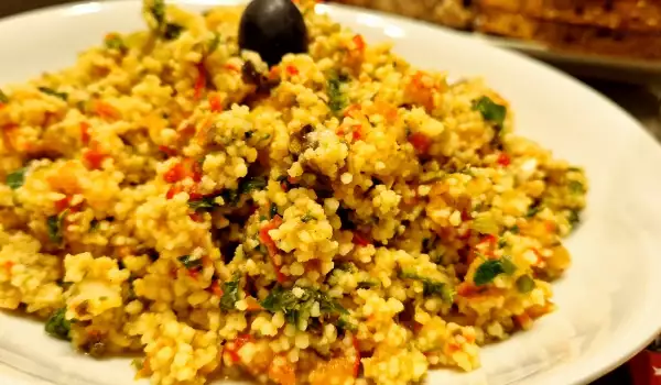 Tabbouleh Salad with Mixed Green Spices