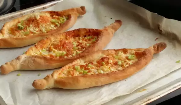 Cheese and Minced Meat Pide