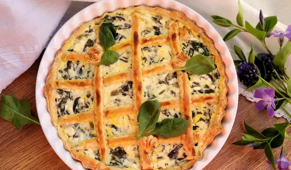 Beautiful Spinach Puff Pastry Pie