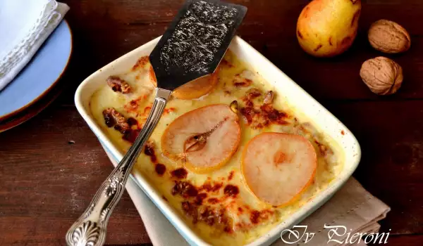 Baked Chicken with Cheeses and Pears