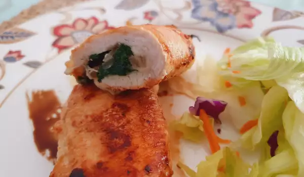 Chicken Roll with Spinach and Mozzarella
