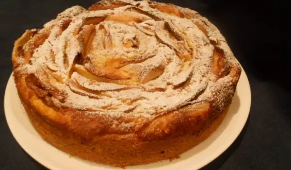 Apple Cake with Pasticcera Cream