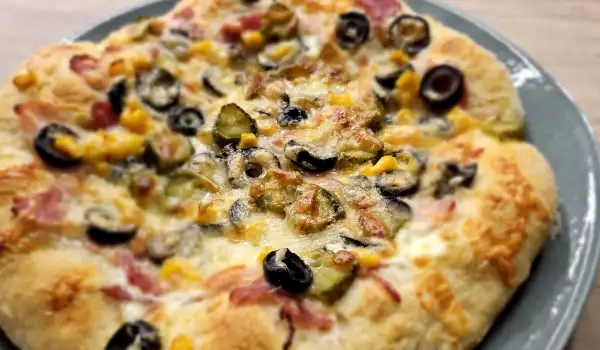 Ham and Corn Pizza