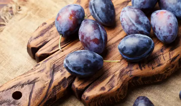 Can Plums be Dried in an Oven?