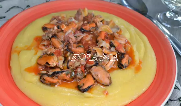 Polenta with Mussels and Shrimp
