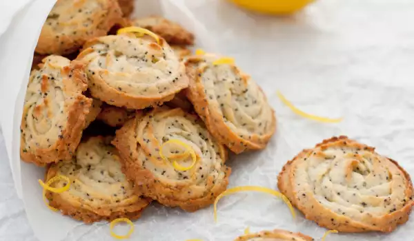 Poppy seed biscuits