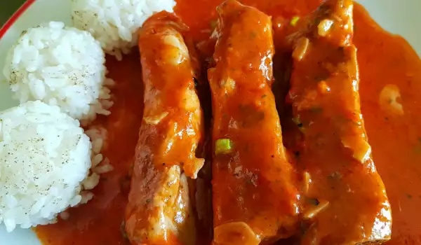 Oven-Baked Pork Ribs with Tomato Sauce