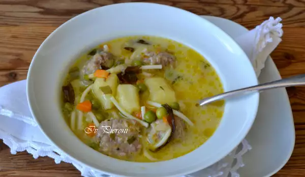Potato Soup with Sausage and Peas